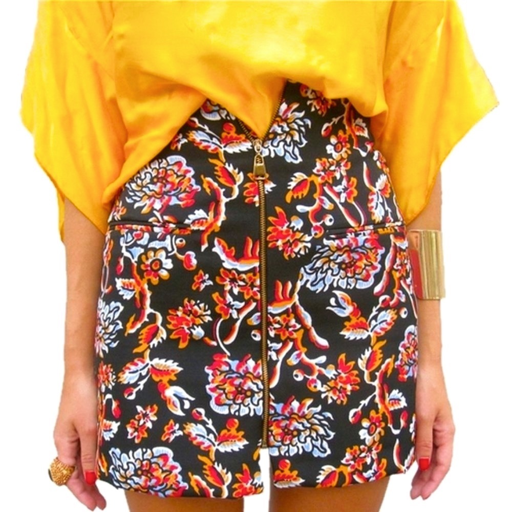 💞HP💞ZARA Multi Color Floral Front Zipper Skirt